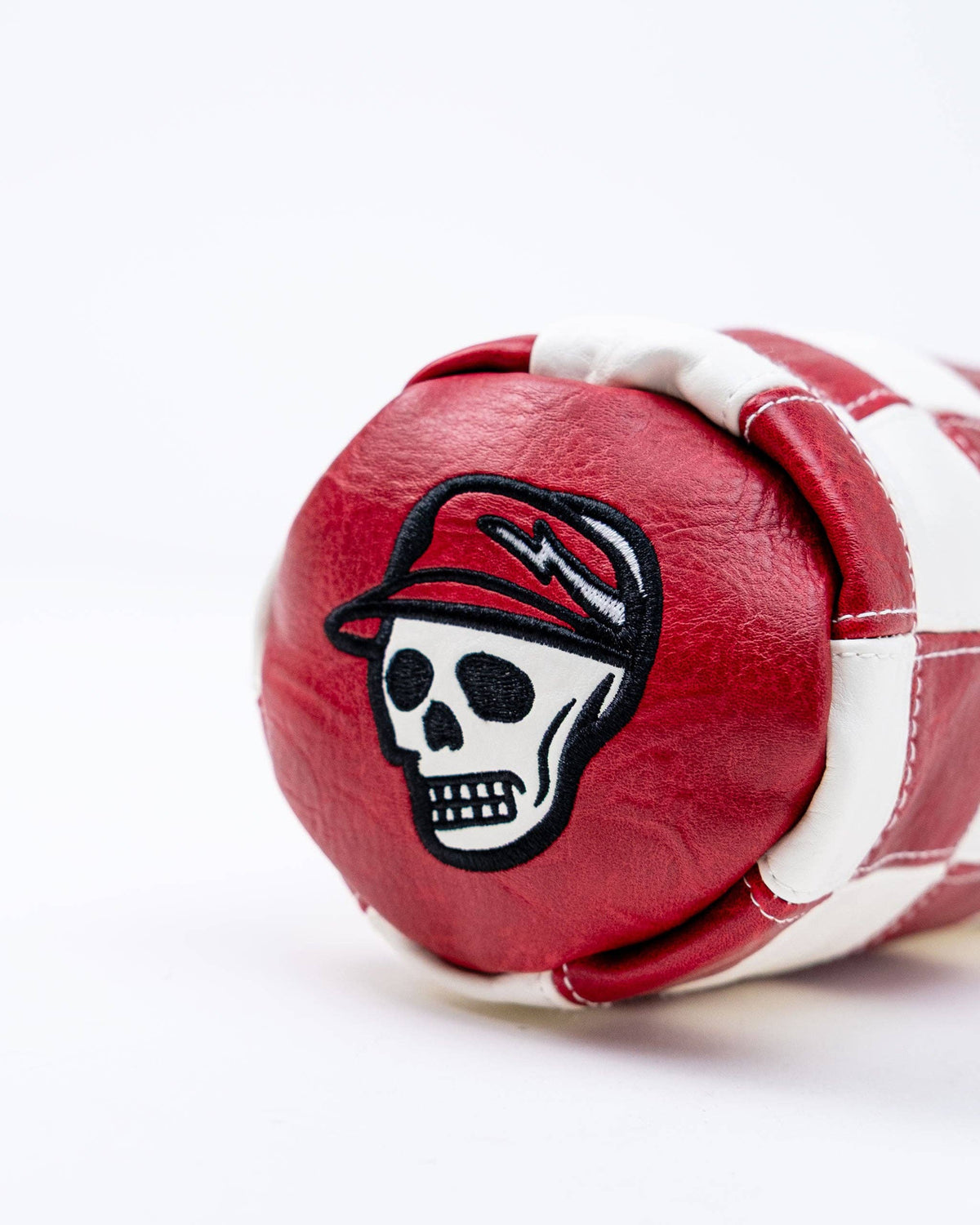 Checkered Fairway Barrel Cover - Red / White: Red / White / O/S